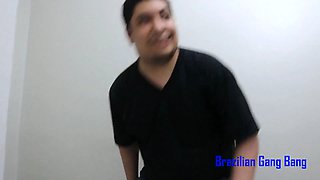 Marido libera esposa evangélica para iniciar no orgy com atores dotados