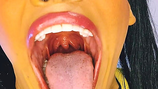 Yawning with My Huge Mouth