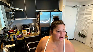 Live Stream with Dani Valentina