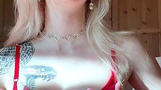 Italian amateur blonde blowing big cock