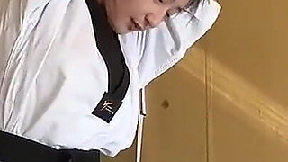 176cm, 78kg Karate Girlfriend Powerful Kick, Round 1