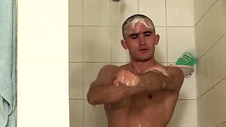 Rough Bareback Sucking Smooth Big Cock in Hot Shower
