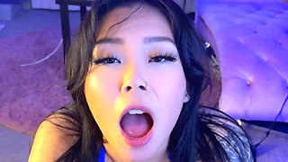 Thick Asian Babe Gives Sloppy Blowjob and Fucked Doggystyle Huge Cumshot Facial