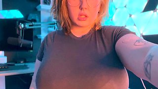 Amateur cougar MILF with small boobs is jerking cock