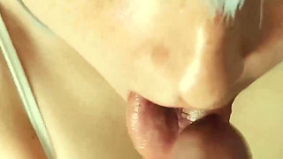 College Bith Love to Suck Cock Before Get Fucked