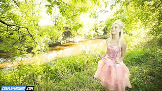 Delightful Ana and Kenna's cosplay action