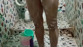 Odia Married couples missionary fuck in bathroom