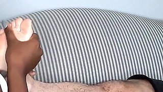 Hot, Pregnant Naejae Worships My Feet