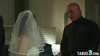 MILF wife says thanks for father in law