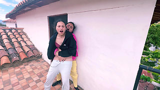 My neighbor invites me to wet my pussy