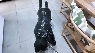 OrangeBoyS Bondage Studio A small covered in locks JiangWei,