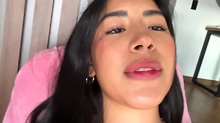 She gets taught how to squirt with fingers deep in her wet pussy