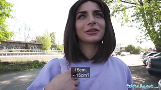 Dainty Lola Danger at hardcore action