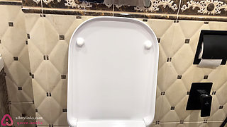 Morning urination-close-up! Soiled pads! Female POV!