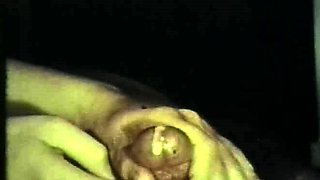 Horny amateur bitch handles double penetration