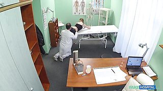 Doctor with a long wiener penetrated a long-legged girlfriend