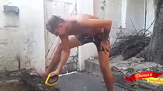 Big mature ass asks me for a massage and I cum in her ass