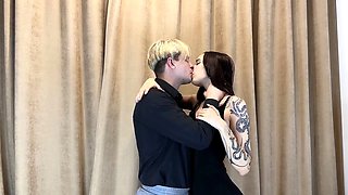 The boss has a steamy hookup with secretary Hannahkim at home