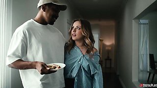 First-class whitey Anna Claire Clouds fucks with a nice BBC