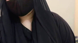 Boss's Arab Wife Come in My Room to Gets Rough Fuck From Me When Her Husband Fuck My Wife