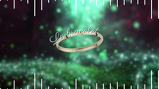 A magic bracelet gives you a lot of sensations - english audio story