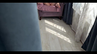 I Caught My Stepsister Masturbating and Helped Her Cum