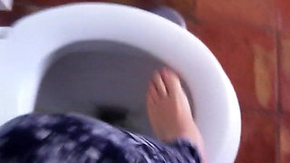 Pee!! Wanna See My Wet Pussy?