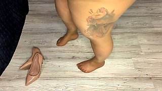 Feet fetish, femdom mistress, high heels
