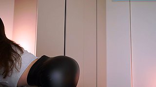Amateur redhead Jacqueline with glasses masturbates
