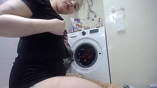 Teen Girl Masturbating so Hard