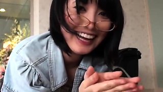 Amateur Cutie Gives a Blowjob