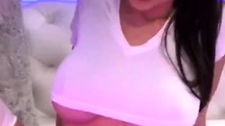 Big boob brunette masturbates on webcam