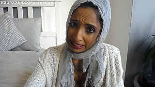 Hijabi MILF