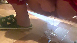 I Do a Squirt Right in the Kitchen Near the Stove and I'm Excited and My Pussy Juice Is Everywhere