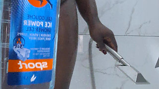A hot gel bath washing my pussy to get it clean so I can fuck.