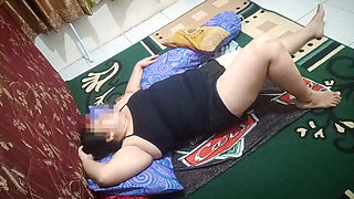 (Part 1) Horny chubby aunt wants to be fucked