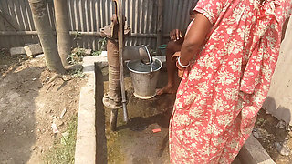 Desi housewife ke sath nahaya aur chudai ki