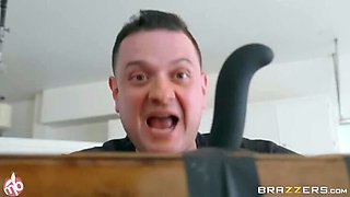 Cali Carter & Keiran Lee's Anal Adventure / 16.3.2019