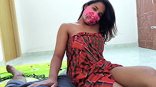 Gaon ki bhabhi ki tight chut ki paani nikal diya dever ne part 2