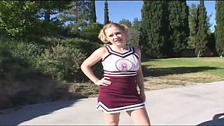 Beautyful wet pussy of cheerleader waits wide open for big penis stuff it