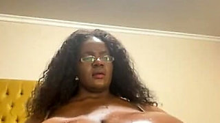 Black BBW Titsplay