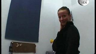 Brunette whore fingered and fucked before cum dropped on her small tits