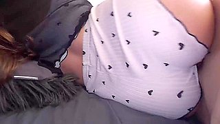 Huge Ass Busty Stepsister Cant Resist Stepbro’s Morning Wood