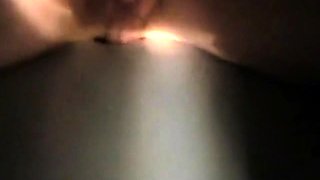 Esposa no Glory Hole Gozada sem Camisinha no Inner Club