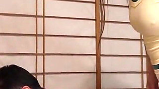 High-leg Workout Shoot - a Filming Request That Turned Uncomfortably Intense - Ep3