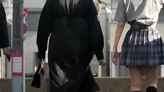 Japanese group sex with pussy licking and fucking