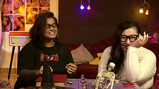 Smoking Fetish! Two Hot Women Smoking and Talking About Their Experiences