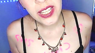 Shyyfxx Colegiala Caliente Le Ruega a Su Crush Que La Desvirgue Antes De Terminar El Colegio P1 JOI