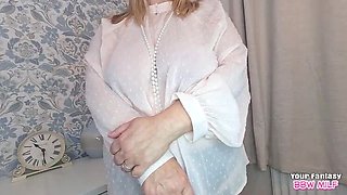 Homemade Cheating Slut: Big Tits Mom and Aunt BBW Amateur Video