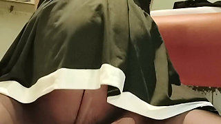 Pregnant Woman Gets Horny and Shoves a Can of Monster in Her Pussy